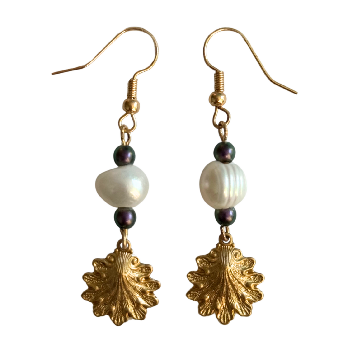 Pearl & shell earrings